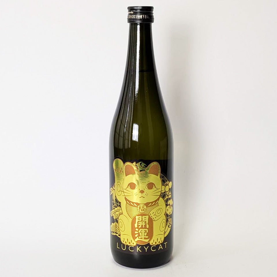 まねき猫のお酒と猫のキャラクターとなっておりますね！ 開運 純米 山田錦 無濾過 招き猫 火入れ（令和6醸造年度） – 地酒専門