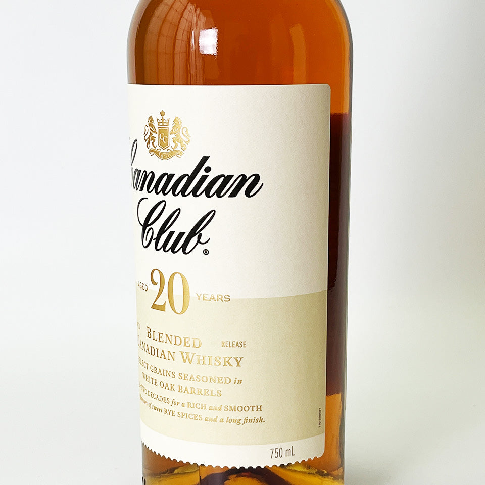 ウィスキー_カナダ／Canadian Club（カナディアン・クラブ） 20年 【正規輸入品】